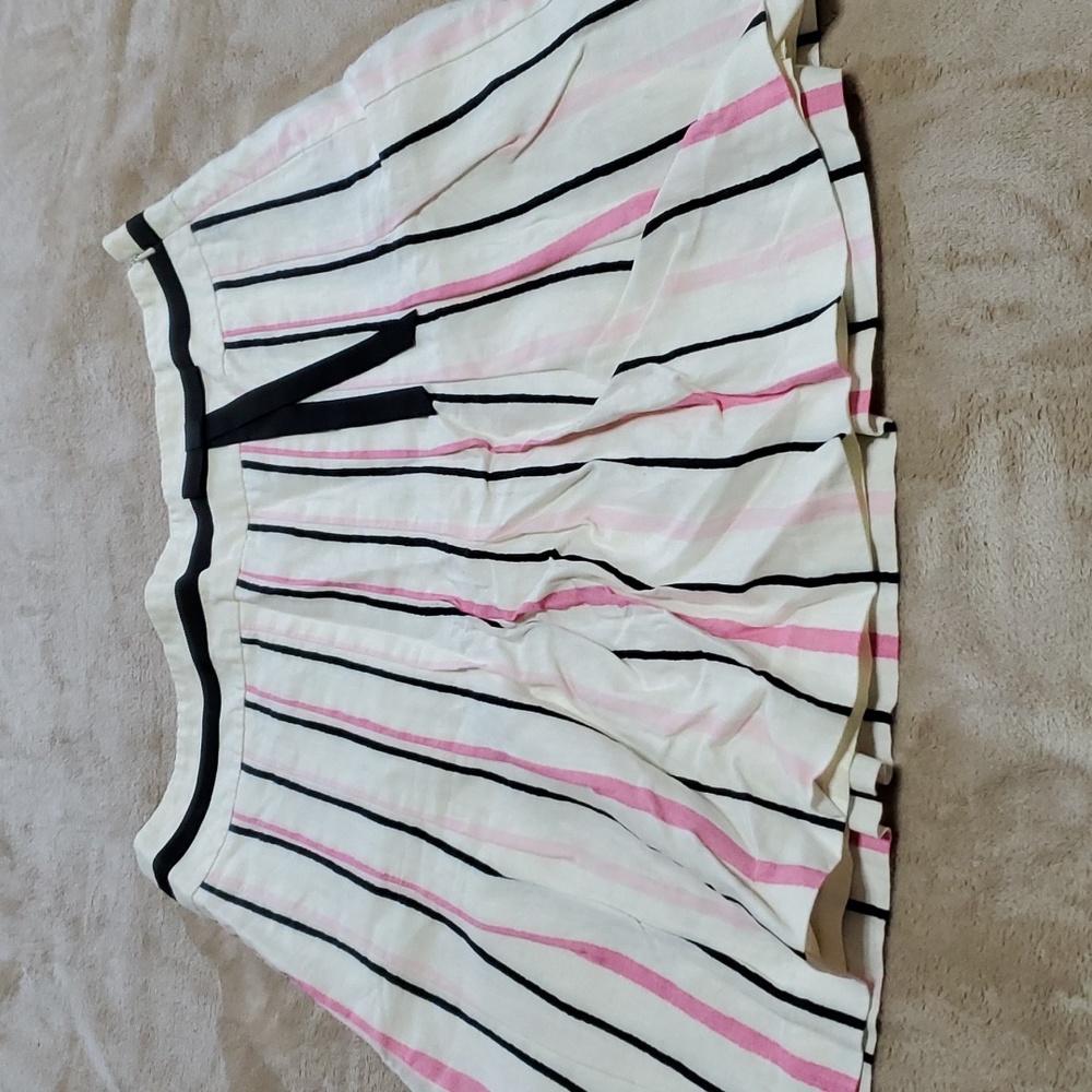 Loft ladies pleated skirt